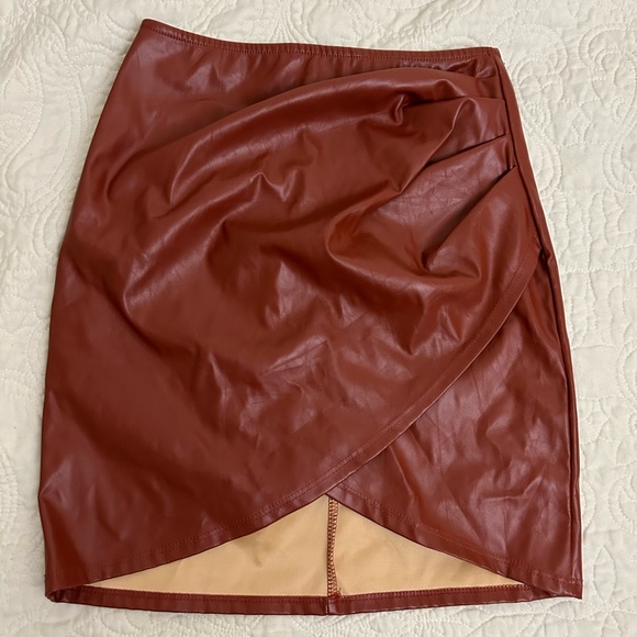 Mini Orange/Rust Color Skirt - Picture 1 of 12
